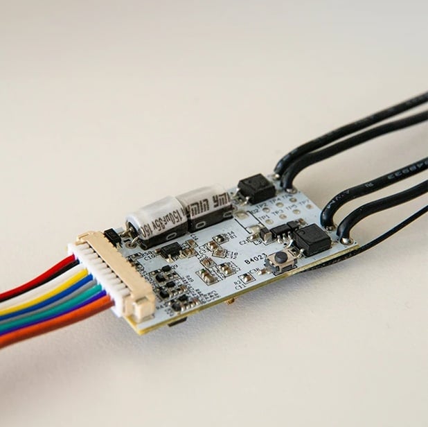 Modul Wi-fi inteligent universal Shelly Plus Uni